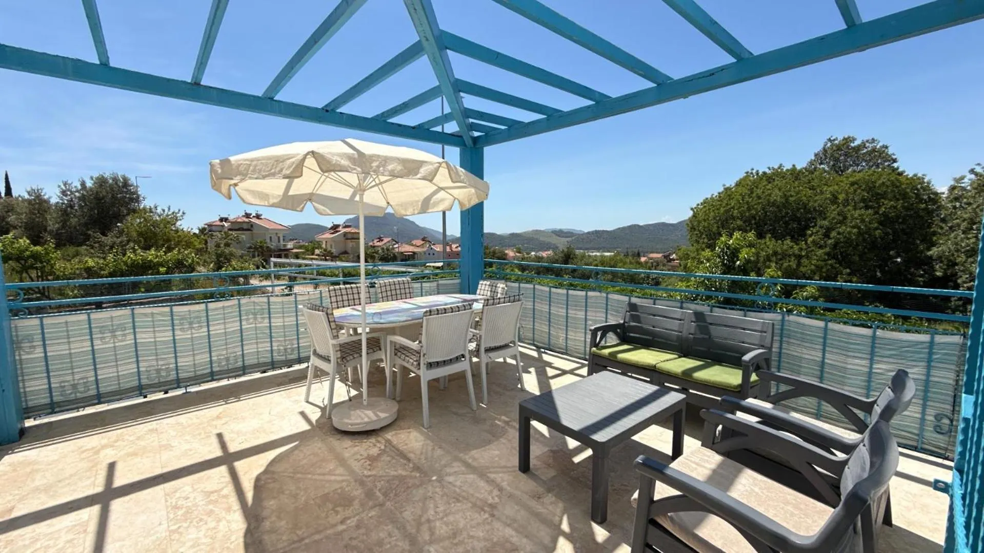 Villa Hayat 6 Yatak Odali Oeluedenize Yakin Villa Fethiye