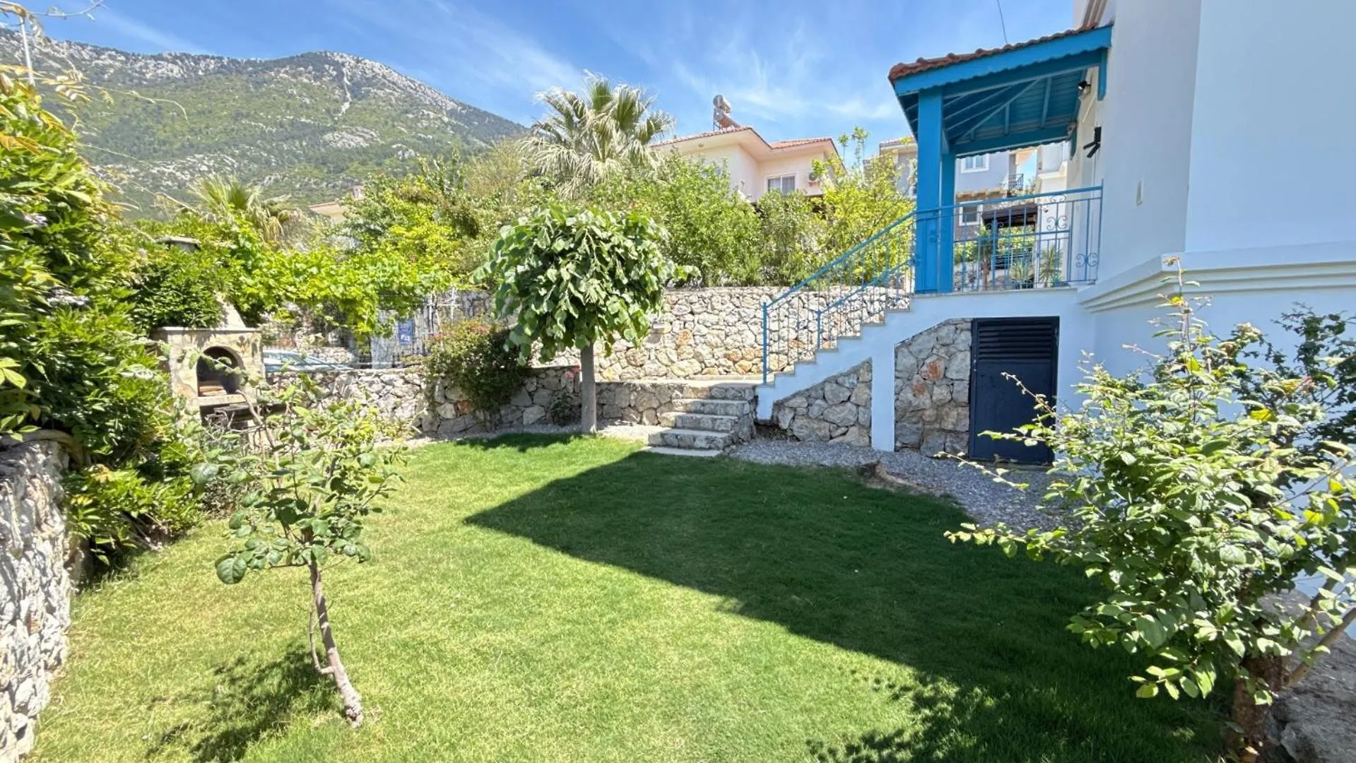 Villa Hayat 6 Yatak Odali Oeluedenize Yakin Villa Fethiye